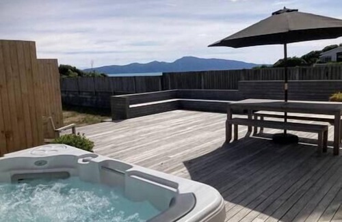 Raumati South Maison | Seascapes Beach House