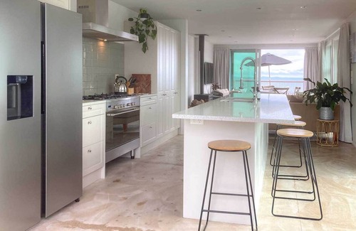 Raumati South Appartement | Seascapes Waterfront 1