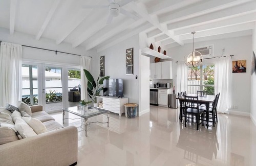 Dolphin Isles Appartement | Seashell~Walk To The Beach~Comfy Beds~Firepit~Pool