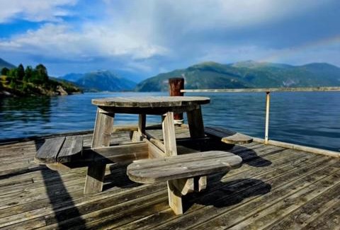 Balestrand Maison | Seaside 3-bedroom Holiday home