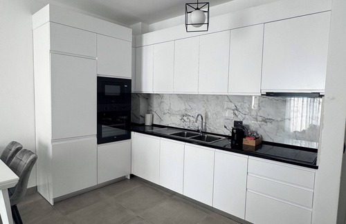 Sakës Appartement | 🌊 Seaside Bliss Awaits You! 🏡✨nnEscape to your perfect beach gateway