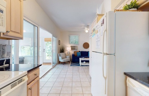 Summer Village Cottage | Seaside Cottage at Summer Village w/ pool, hot tub, tennis, playground and more