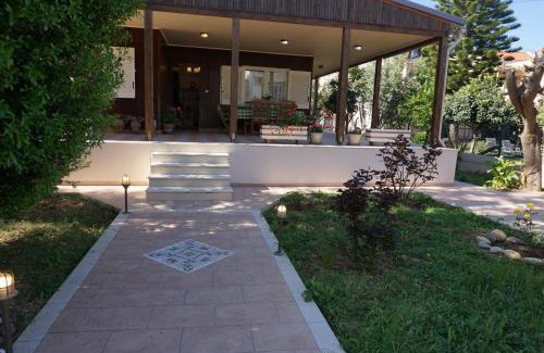 Daratsos Maison | Seaside Cottage