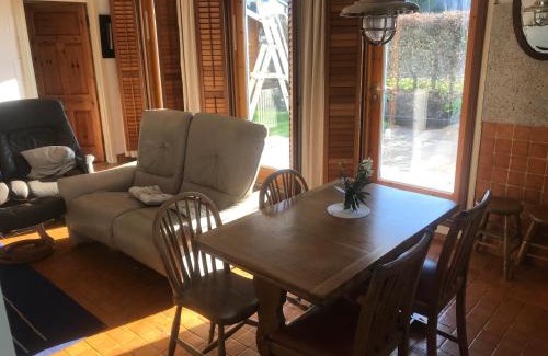 Templetown Maison | Seaside Cottage