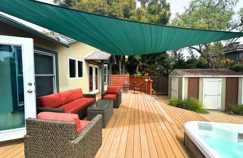 West Mesa Maison | Seaside Escape in amazing SB with Hot Tub - Pet Friendly!