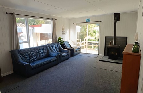 Hakahaka Maison | Seaside Escape in Hakahaka Bay – Relax & Unwind