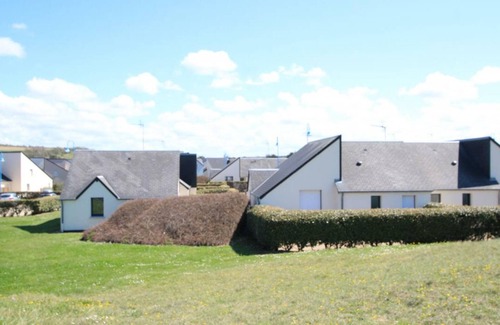 Surtainville Cottage | Maison mitoyenne en bord de mer avec Wi-Fi, barbecue, et acceptant les animaux