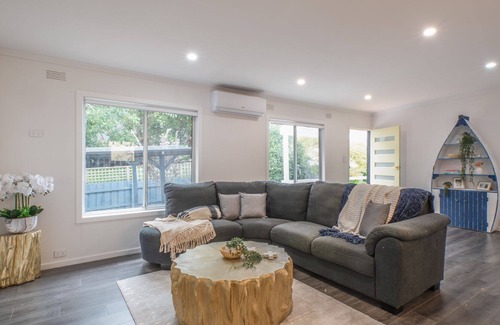 Dromana Maison | Seaside Haven Cottage
