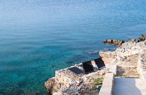 Mali Losinj Maison | Seaside holiday house Cove Zatanki, Losinj - 21420
