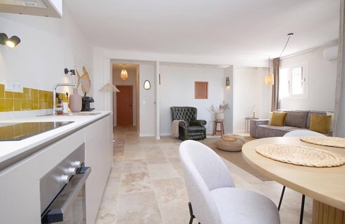Playas del Palo Appartement | Seaside Home in El Palo, Malaga
