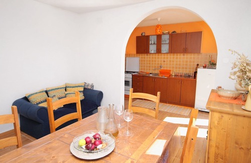 Gdinj Maison | Maison pour la famille avec les enfants près de la mer Baie Tvrdni Dolac, Hvar (K-2057)