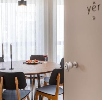 Piraeus Appartement | Seaside Luxury - 3 Min to Freatida Beach