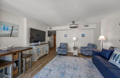 Crescent Beach Maison | Seaside Resort 1402 - Ocean View - Crescent Beach Section