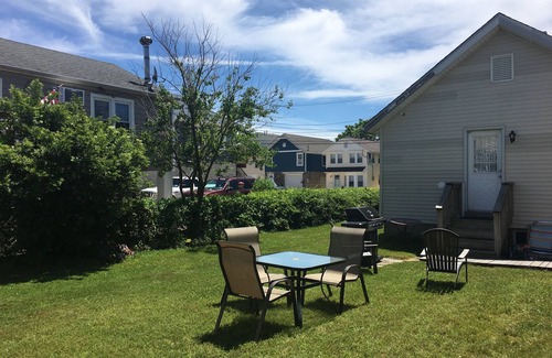 Seaside Heights Maison | Seaside Retreat Cottage a été entièrement rénové et beaucoup d'espace à l'arrière!