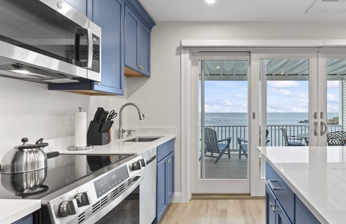 Southern Coast Villa | Seaside Serenity Oceanfront Cottage with private beach Perkins Cove New 2025