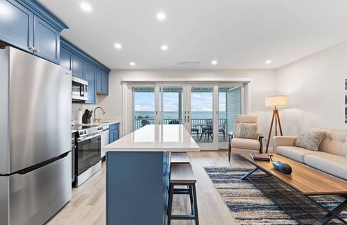 Southern Coast Villa | Seaside Serenity Oceanfront Cottage with private beach Perkins Cove New 2025