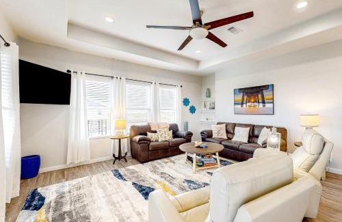 Gilchrist Maison | Seaside Serenity & Peacefulness