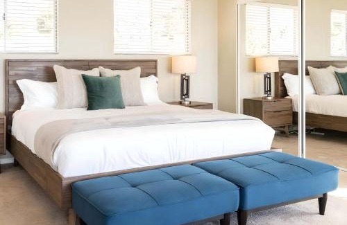 Sunset Cliffs Maison | Seaside Serenity Stunning Oceanfront Retreat