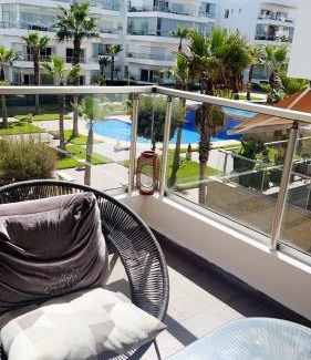 Tamariss Appartement | Seaside studio with pool