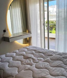 Tamariss Appartement | Seaside studio with pool