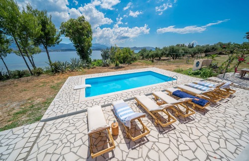 Kefalonia Villa | Seaside Villa Ostria Apartmant 3 chambres
