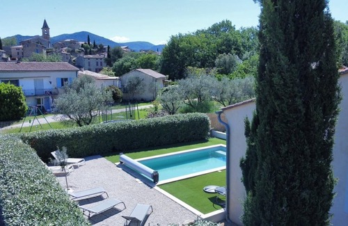 Mirabel-aux-Baronnies Maison | Maison de location saisonnière avec piscine "Les oliviers des montées"