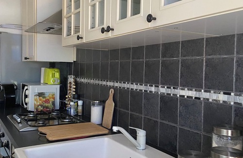 Frejus Port Appartement | Seasonal rental Two-room apartment 48 m2 Frejus plage et du Port. Terrace 15 m2.