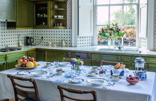 Glenisla Maison | Seasyde House - Historic Stately home in Perthshire