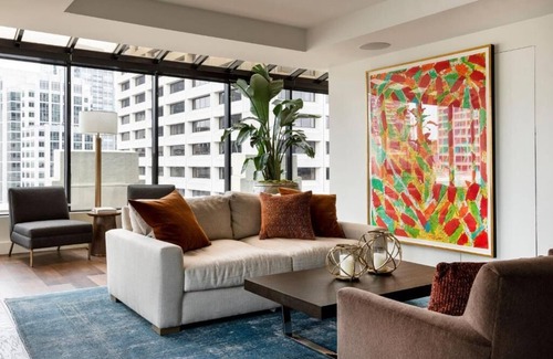 Downtown Seattle Hôtel | Seattle Chic: Spacious, Contemporary Rooms in City's Vibrant Downtown
