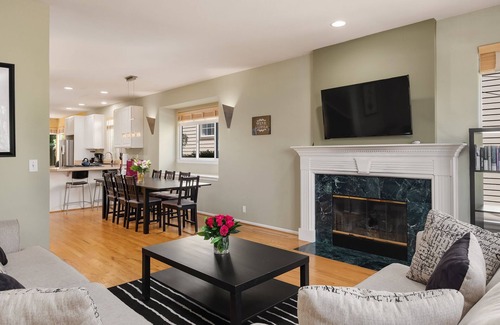 Miller Park Maison | Seattle Vacation Home: The Vineyard: 3 habitaciones / 2. 5 baños