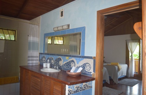 Chiguata Cabine | Où les choses sauvages sont! Villa éclectique avec vue sur la mer, réserve et forêt tropicale préservée