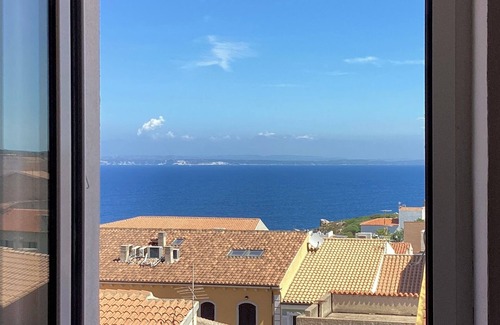 Santa Teresa di Gallura Appartement | Seaview cozy penthouse 300 mt from the beach of Rena Bianca