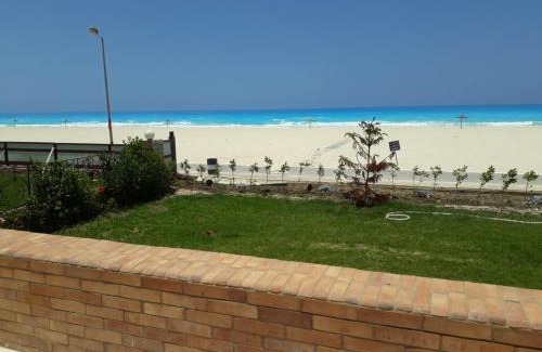 Borg el Arab Chalet De Ski | Seaview Honeymoon Escape- Studio