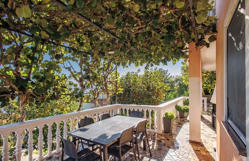 Zagorje Appartement | Seaview House - Magdalena Apartment, Plomin, Croatia
