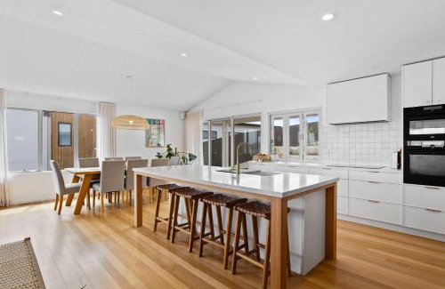 Tranmere Maison | Seaview Serenity