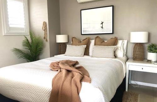 Kiama Appartement | Seaview-Waterfront-Private-On the Coastal Walk-Shutters by the Sea
