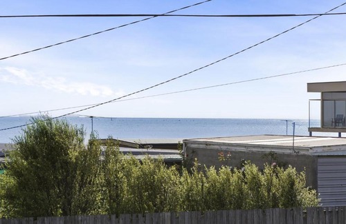 Portarlington Maison | Seaviews to Melbourne