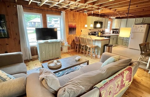 Sebago Maison | SEBAGO LAKE ACCESS TO SANDY BEACH