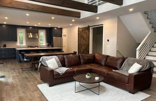 Standish Maison | Sebago Sanctuary Lakeside Haven - LAKEFRONT LIVING in style!