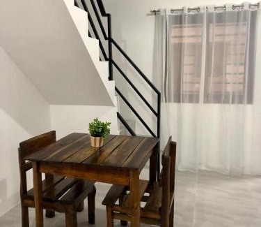 Dasmarinas Appartement | Sebastian’s Crib F