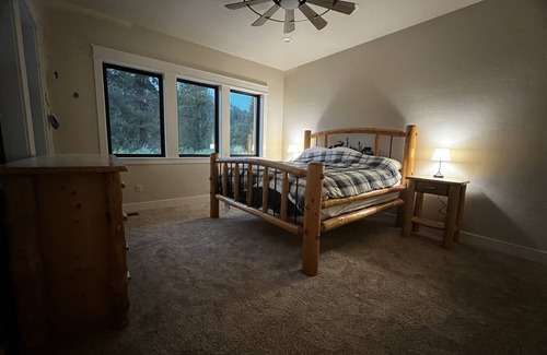 Mountain Home Cabine | Secluded cabin in the woods with private pond, river front, & 9 hole disc golf