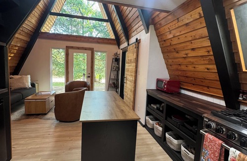 Guthrie Cabine | Secluded A-Frame Near Lazy E