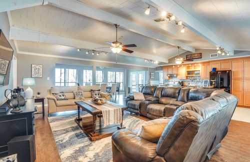 Avinger Maison | Secluded Avinger Home w/ Lake Access!