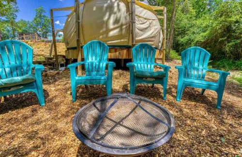 Rogersville Autre | Secluded Bell Tent with Outdoor Shower and Deck in Alabama