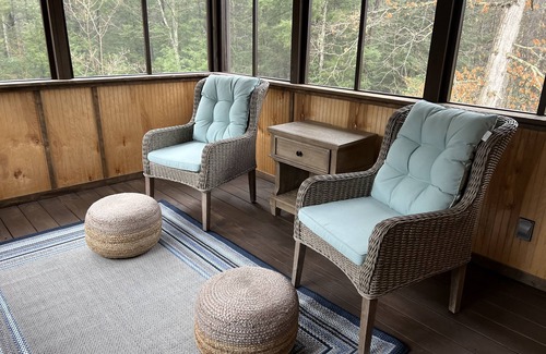 Edmond Maison | Relax and Renew - Beauty Mtn Hideaway @ Short Crk in New River Gorge
