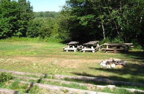 Parsonsfield Cabine | Cabane isolée sur 400 Acres: natation, la randonnée, pêcher, se détendre, JOUER!