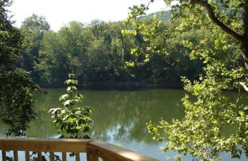 Finesville Maison | Secluded Cottage Waterfront Pohatcong 1 hr to NYC