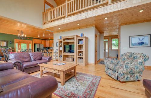 Wedowee Maison | Secluded Cove and Fire Pit Lake Wedowee Getaway