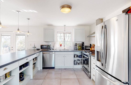 Tucson Maison | Secluded, dog-friendly home on 3.5-acres with mountain views & upper deck