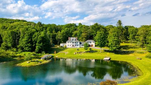 Austerlitz Maison | Secluded Estate w Guest House Private Pond Gym Movie Theater Sunny Pond